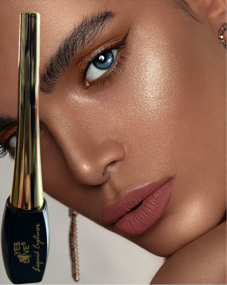EYELINER NOIR DE CHEZ YES LOVE